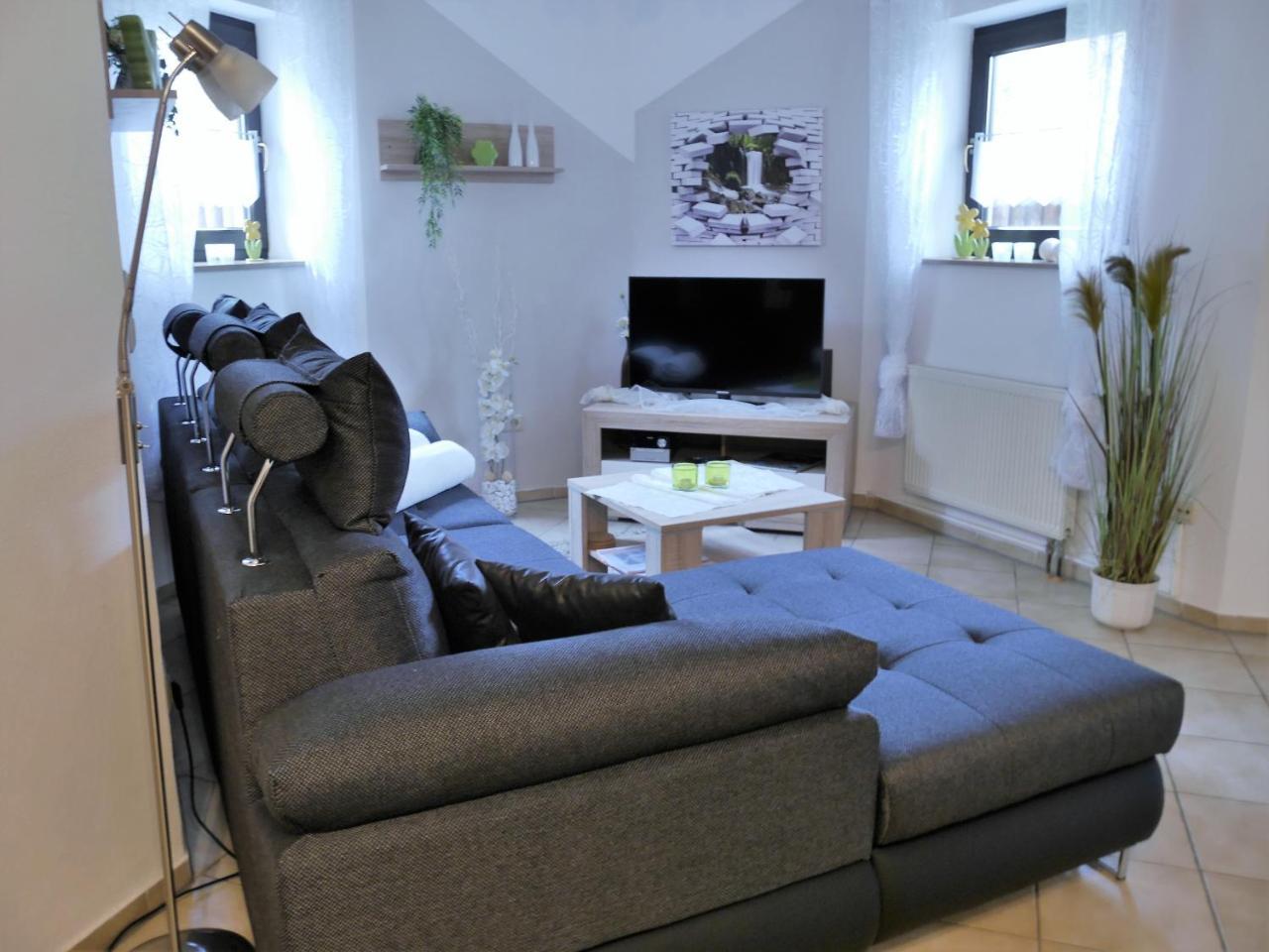 Ferienwohnung-Apartment Regnitztal Buttenheim Bagian luar foto